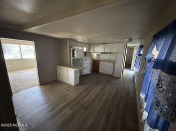 10131 Jackson Ter, Jacksonville, FL 32225