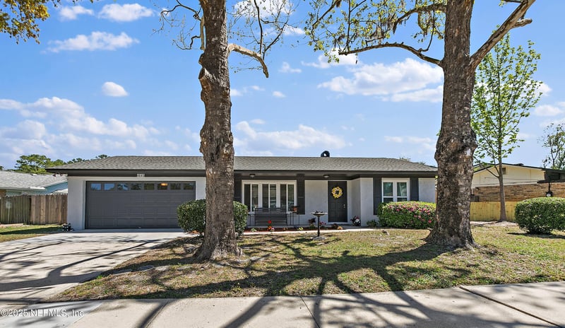 4645 Tara Woods Dr, Jacksonville, FL 32210