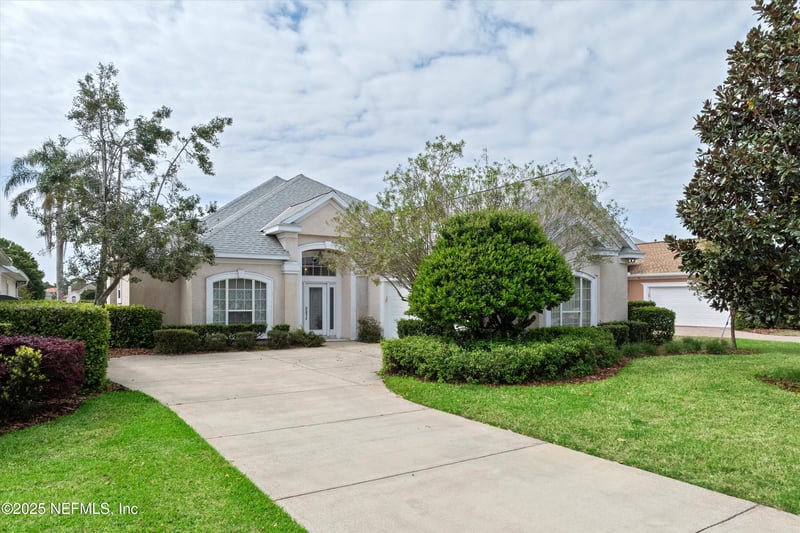 523 Lakeway Dr, St Augustine, FL 32080