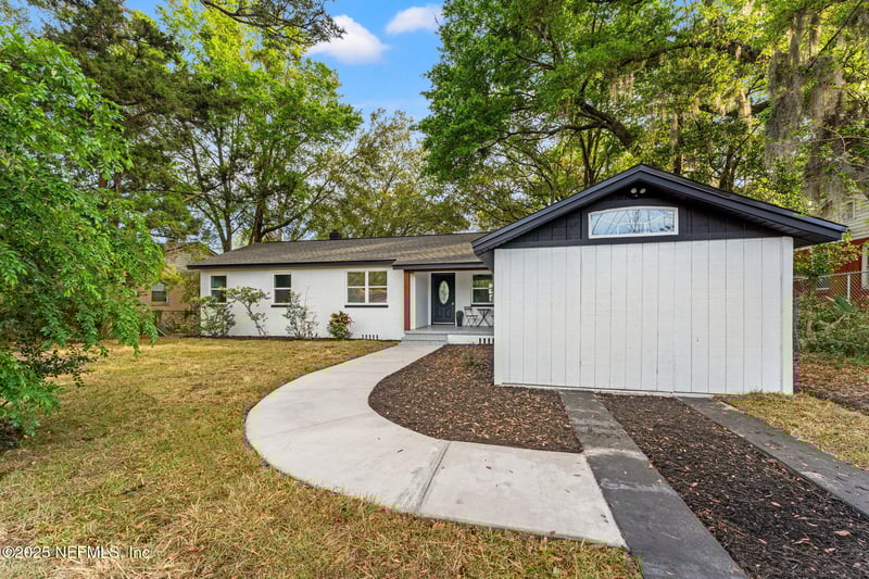 647 Stanwick Rd, Jacksonville, FL 32208