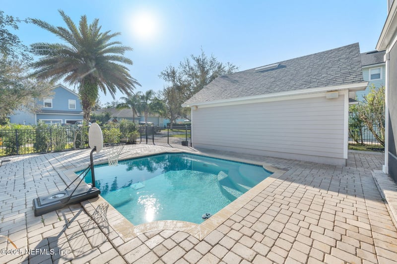 424 High Tide Dr, St Augustine, FL 32080