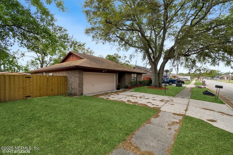 7927 Dwyer Dr, Jacksonville, FL 32244