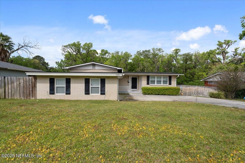 3546 Edgewater Dr, Jacksonville, FL 32210