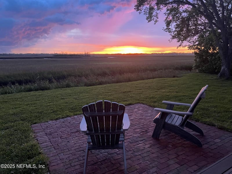 83 Tallwood Rd, Jacksonville Beach, FL 32250