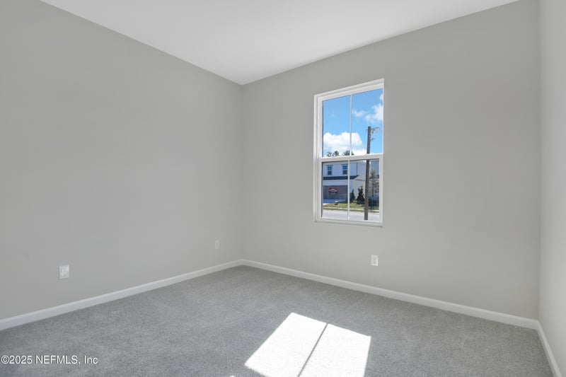 1737 Carnelian St, Deland, FL 32720