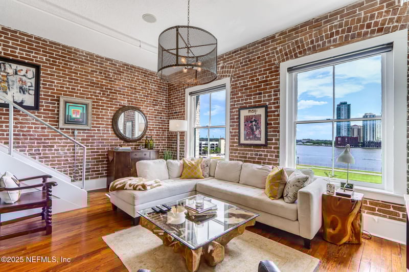 301 Bay St #405, Jacksonville, FL 32202