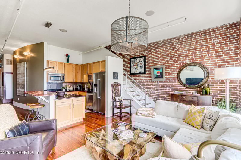 301 Bay St #405, Jacksonville, FL 32202