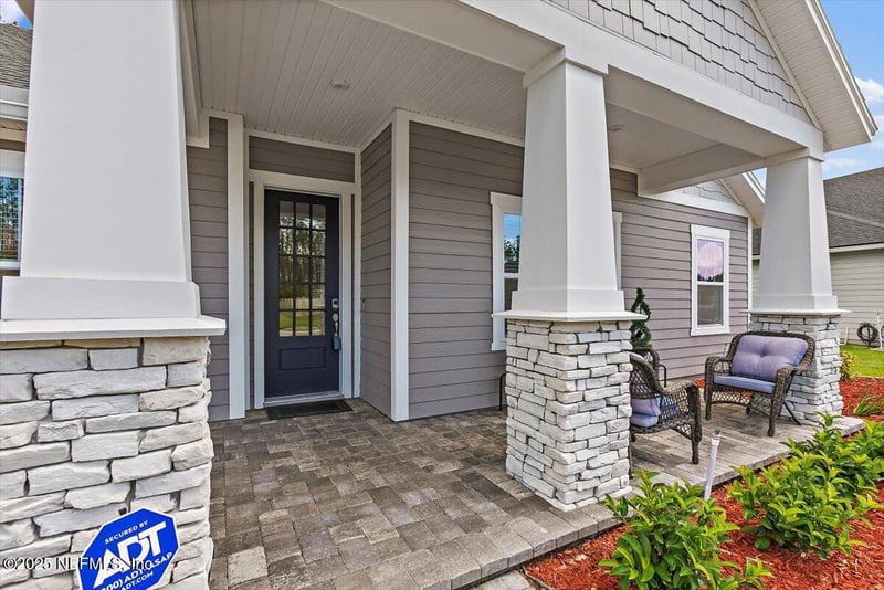 116 Clarendon Rd, St Johns, FL 32259