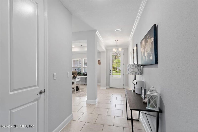 116 Clarendon Rd, St Johns, FL 32259