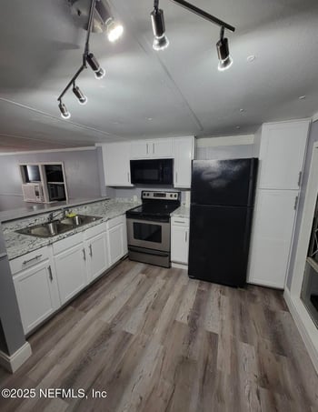 4072 Mustang Rd, Middleburg, FL 32068