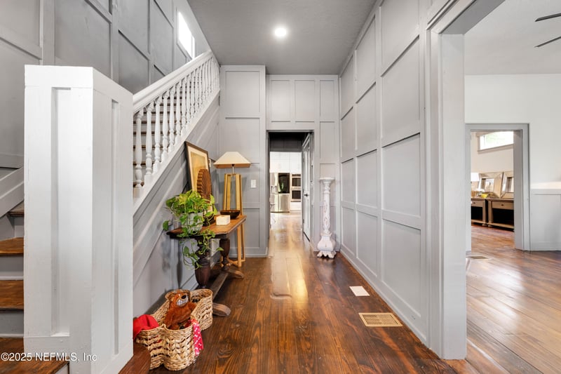 1623 Ionia St, Jacksonville, FL 32206