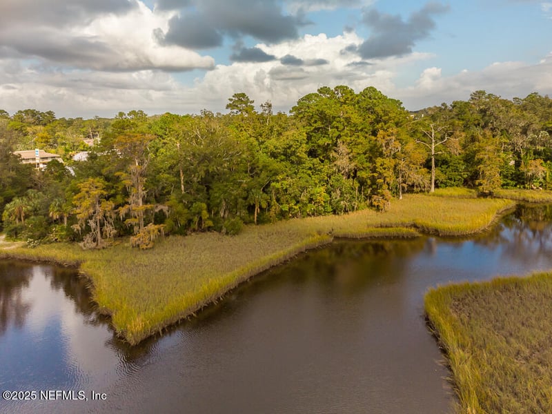 28 Agnue Ave, Jacksonville, FL 32216