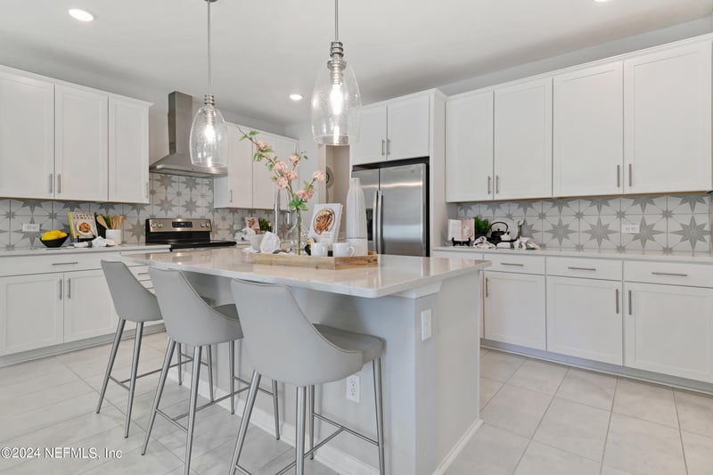 7349 Portico Rd, Jacksonville, FL 32244