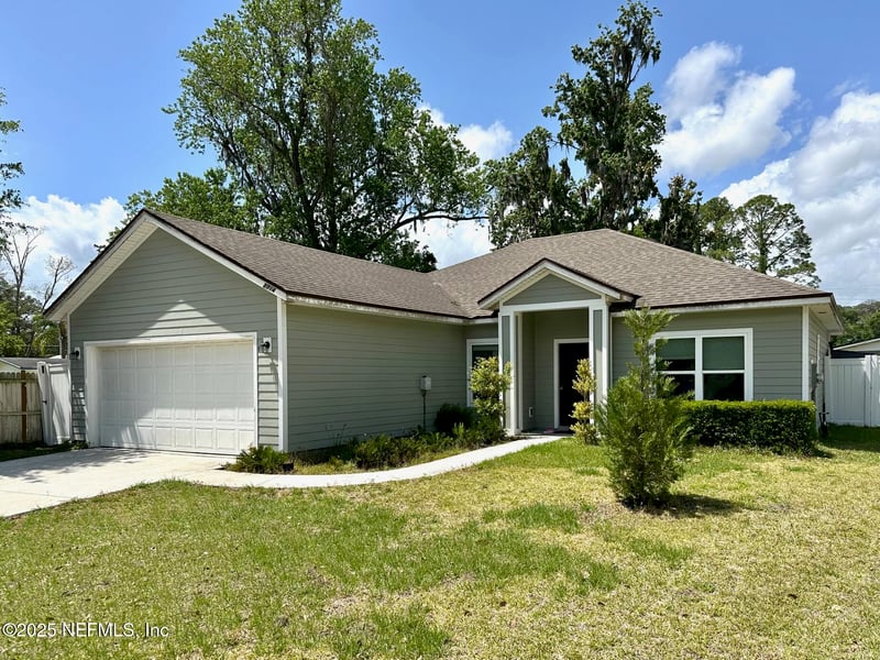 2714 Hanzas Ct, Jacksonville, FL 32216