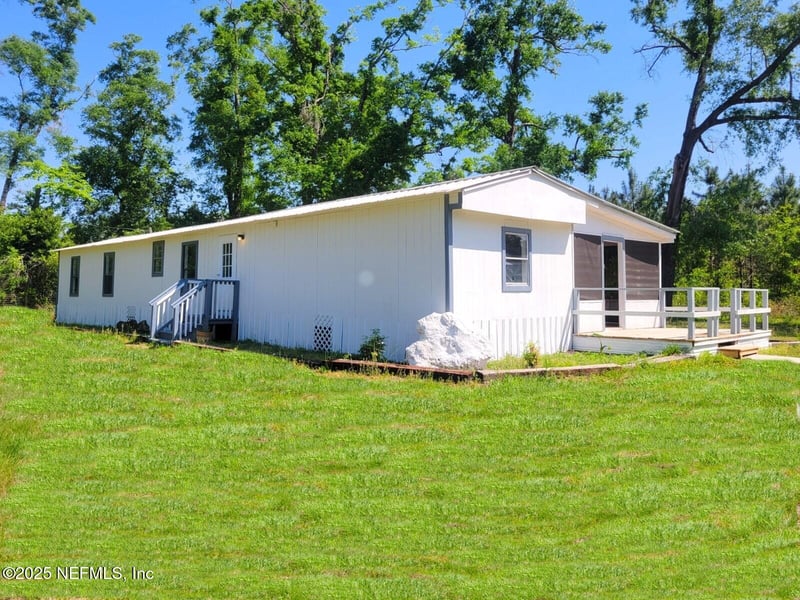 16990 County Road 252, Mcalpin, FL 32062