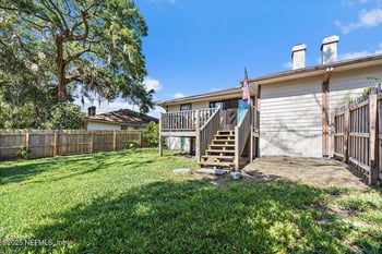 3945 Hollows Dr, Jacksonville, FL 32225