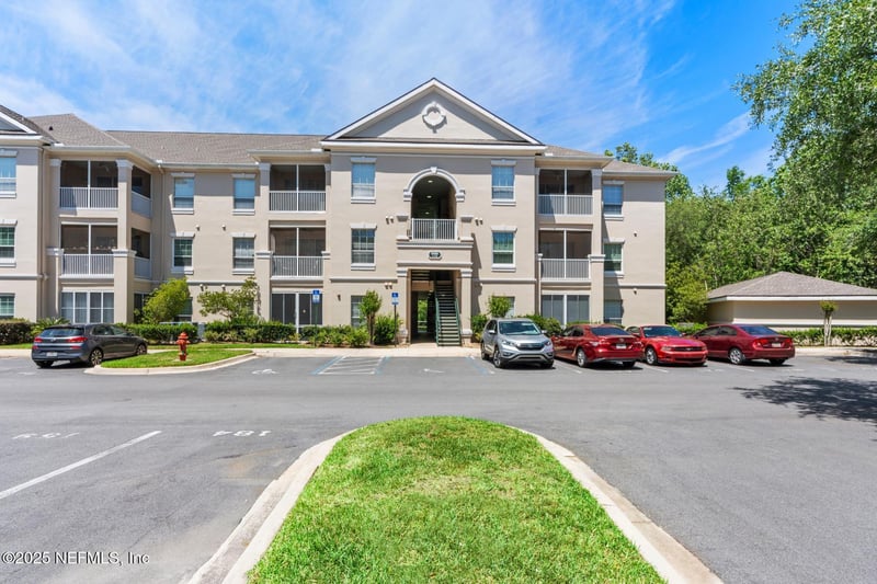 8601 Beach Blvd #905, Jacksonville, FL 32216