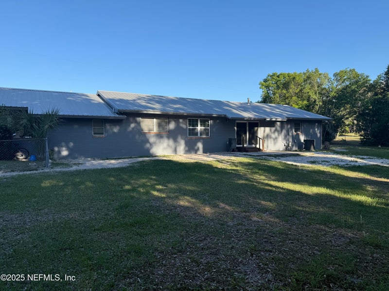 1400 High St, Palatka, FL 32177