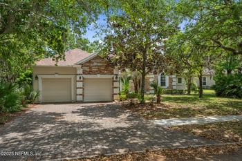 8 Village Dr, Palm Coast, FL 32137