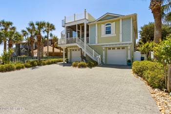 111 Cherry St, Neptune Beach, FL 32266