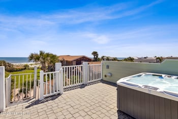 111 Cherry St, Neptune Beach, FL 32266
