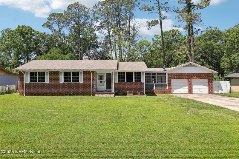 1126 Lake Shore Blvd, Jacksonville, FL 32205