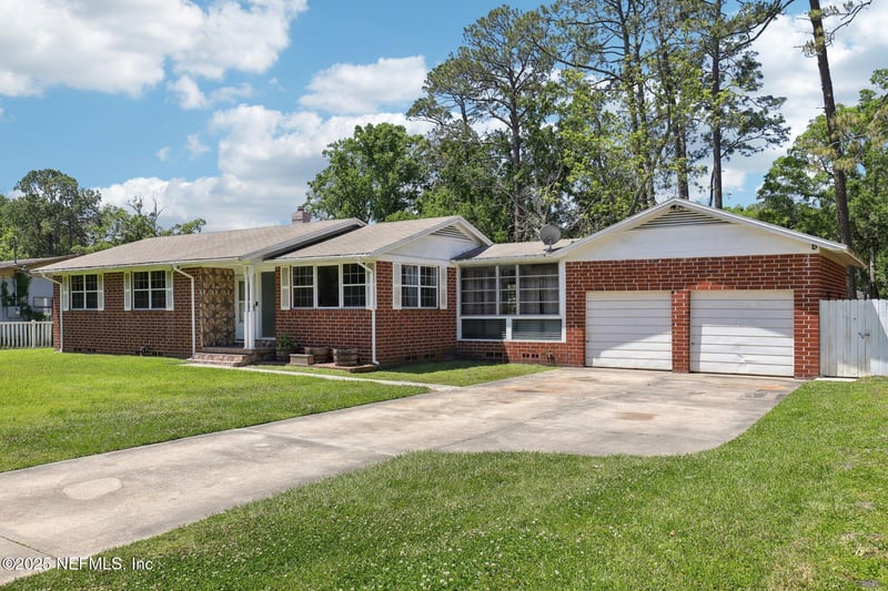 1126 Lake Shore Blvd, Jacksonville, FL 32205