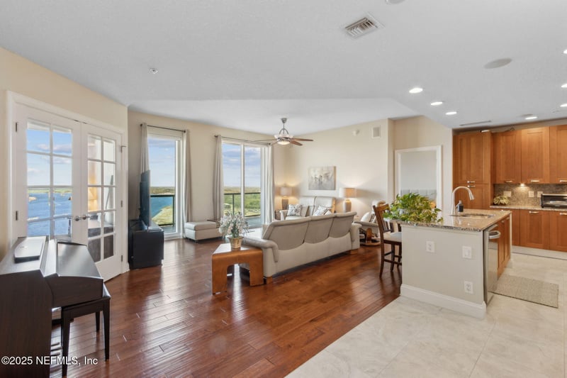 1431 Riverplace Blvd #2406, Jacksonville, FL 32207