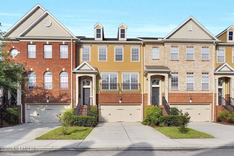 4262 Studio Park Ave, Jacksonville, FL 32216