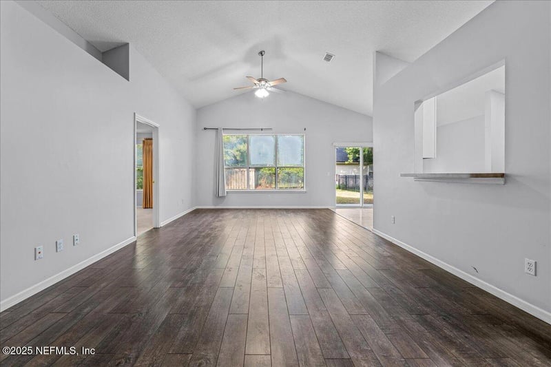 1884 Lake Forest Ln, Fleming Island, FL 32003