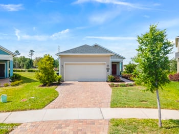 2793 Pointed Leaf Rd, Green Cove Springs, FL 32043