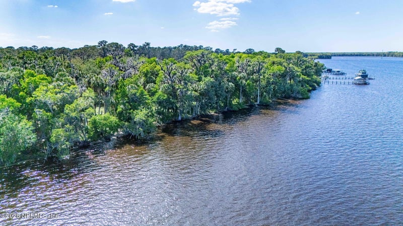 762 National Forest Road 75g Rd, Palatka, FL 32177