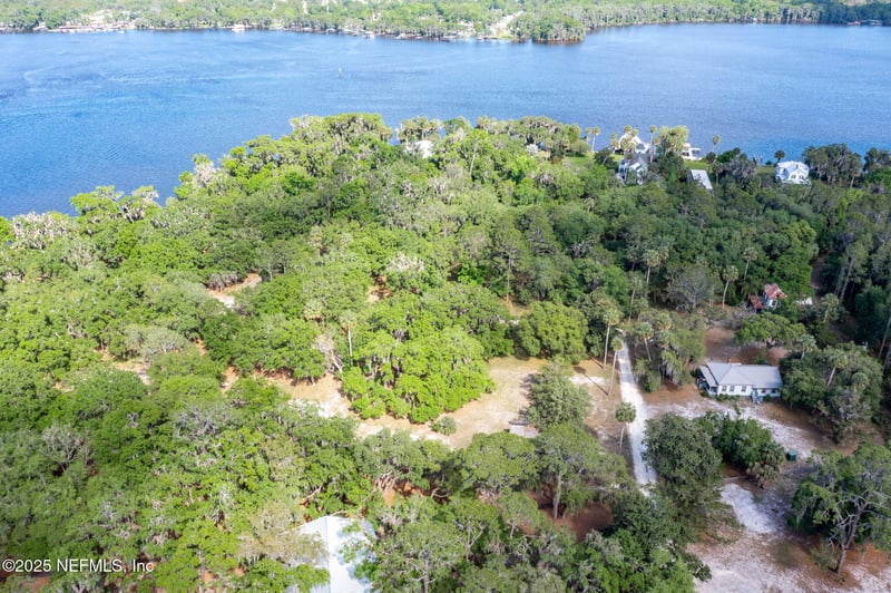 766 National Forest Road 75g Rd, Palatka, FL 32177