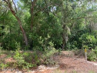 000 Central Ave, Interlachen, FL 32148