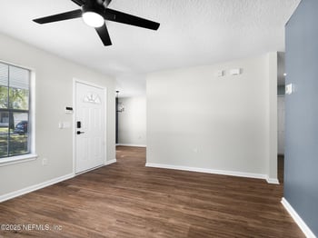 1615 Brook Forest Dr, Jacksonville, FL 32208