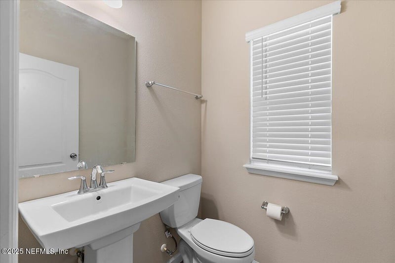 2176 Major Oak St, Jacksonville, FL 32218