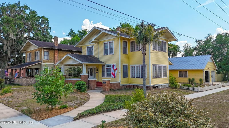 703 Emmett St, Palatka, FL 32177