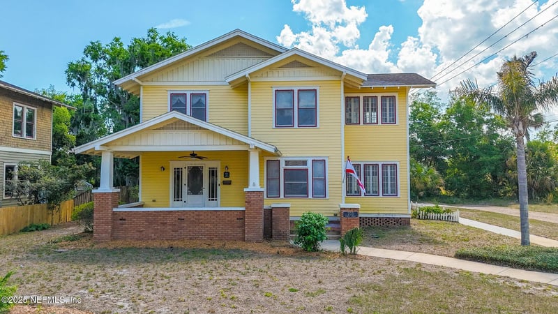 703 Emmett St, Palatka, FL 32177