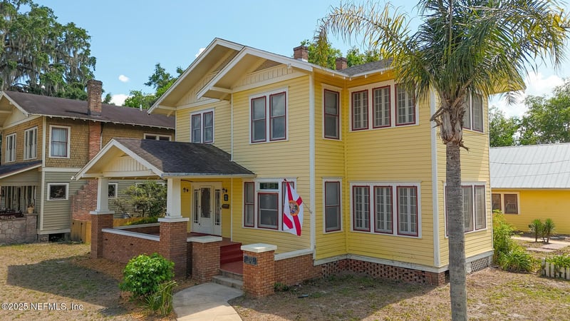 703 Emmett St, Palatka, FL 32177