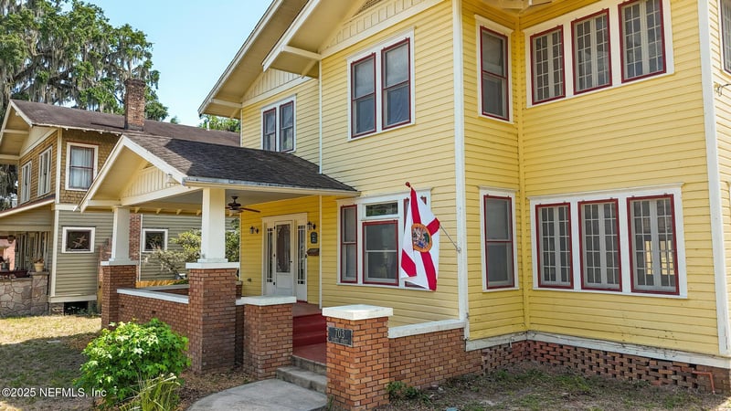 703 Emmett St, Palatka, FL 32177