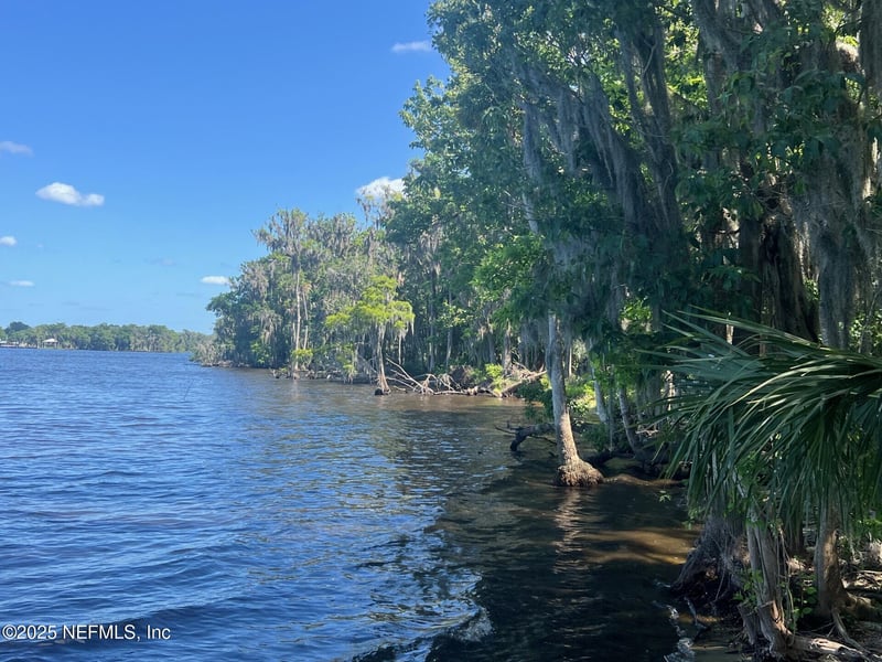 766 National Forest Road 75g Rd, Palatka, FL 32177