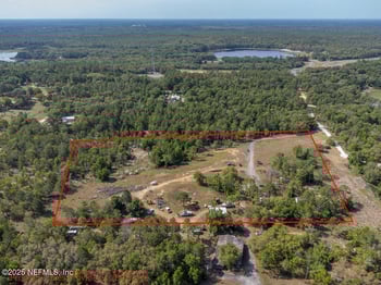 148 Lake Shore Dr, Hawthorne, FL 32640