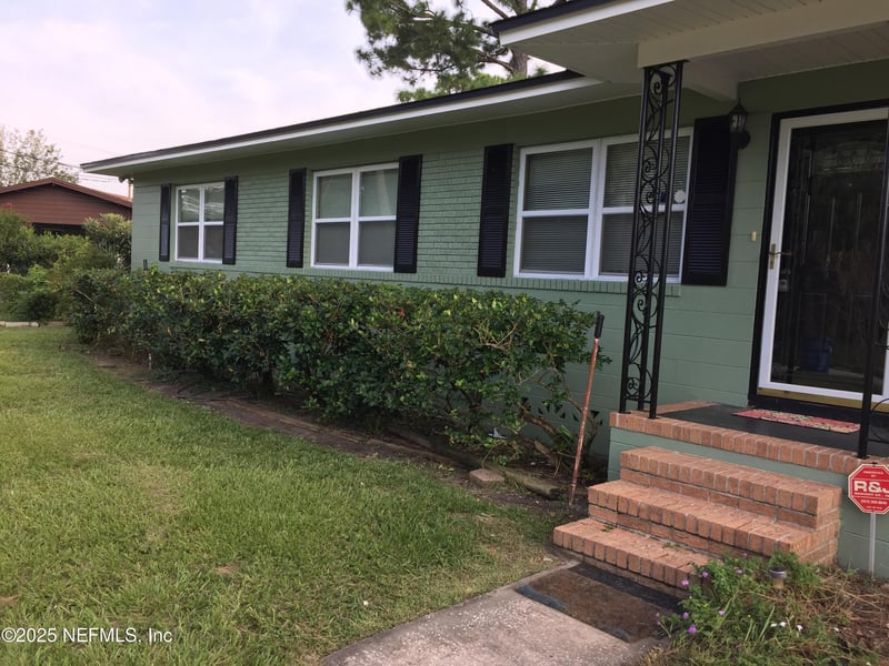 6938 Corkwood Rd, Jacksonville, FL 32277