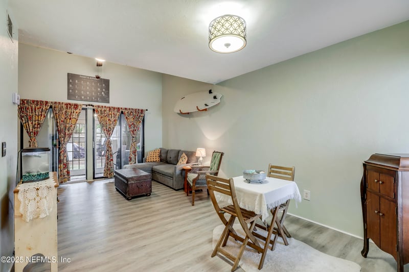 1248 Wonderwood Dr, Jacksonville, FL 32233