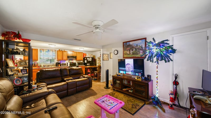 6056 George Wood Ln, Jacksonville, FL 32244