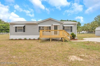 105 Folklore Dr, Satsuma, FL 32189