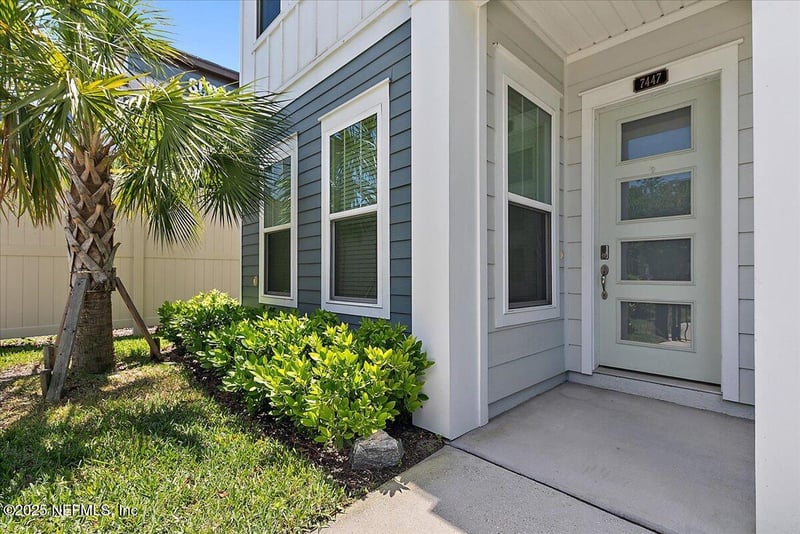 7447 Loggerhead Ct, Jacksonville, FL 32256