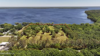 2570 Highway 17 , Crescent City, FL 32112