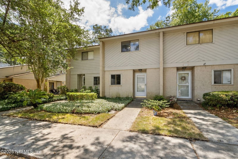 3801 Crown Point Rd #1032, Jacksonville, FL 32257