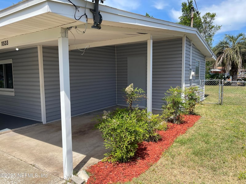 11533 Soforenko Dr, Jacksonville, FL 32218